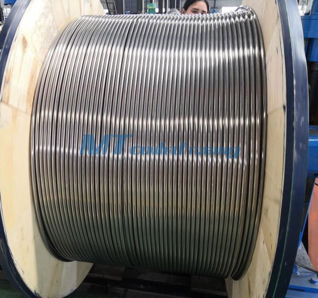 Tubería en espiral soldada con extremo llano del acero inoxidable 316Ti industrial hasta 33000fts/coil para el servicio del campo petrolífero